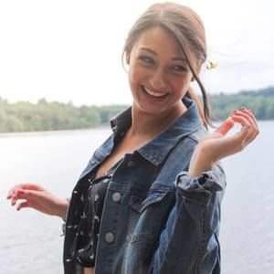 Meet your Posher, Aria